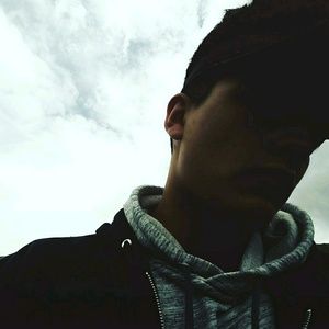 Meet your Posher, Elijah